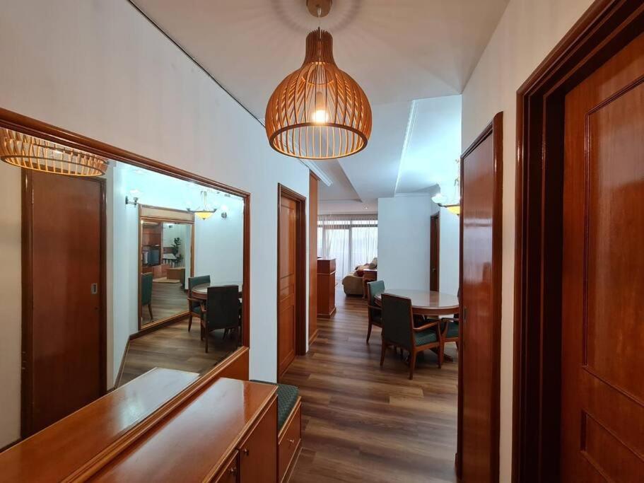 Lovely Waterfront Riverbank Suite With Pool A2 Kuching Exteriör bild